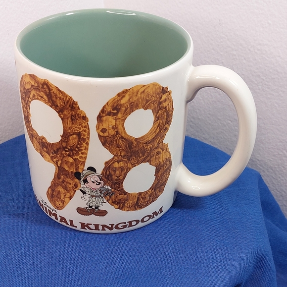 Vintage 1998 Disney's Animal Kingdom Coffee Mug Mickey Safari *Mint - Picture 2 of 8